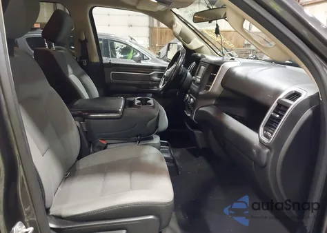 2020 Ram 1500 Big Horn 4X4 6'4 Box из США, поврежденный, VIN 1C6SRFBT6LN215289